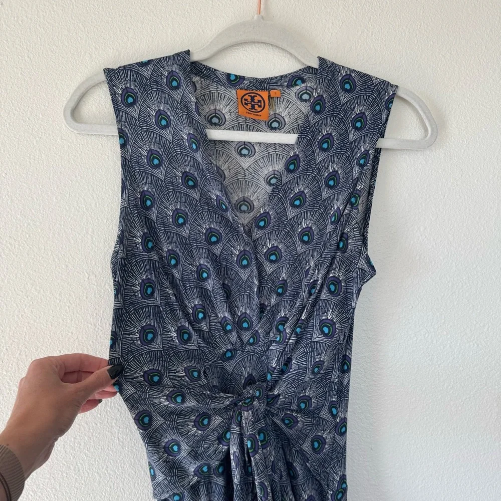 Tory Burch 100% Silk Wrap Dress Peacock Feather Print Sleeveless Purple Blue S - Picture 3 of 13